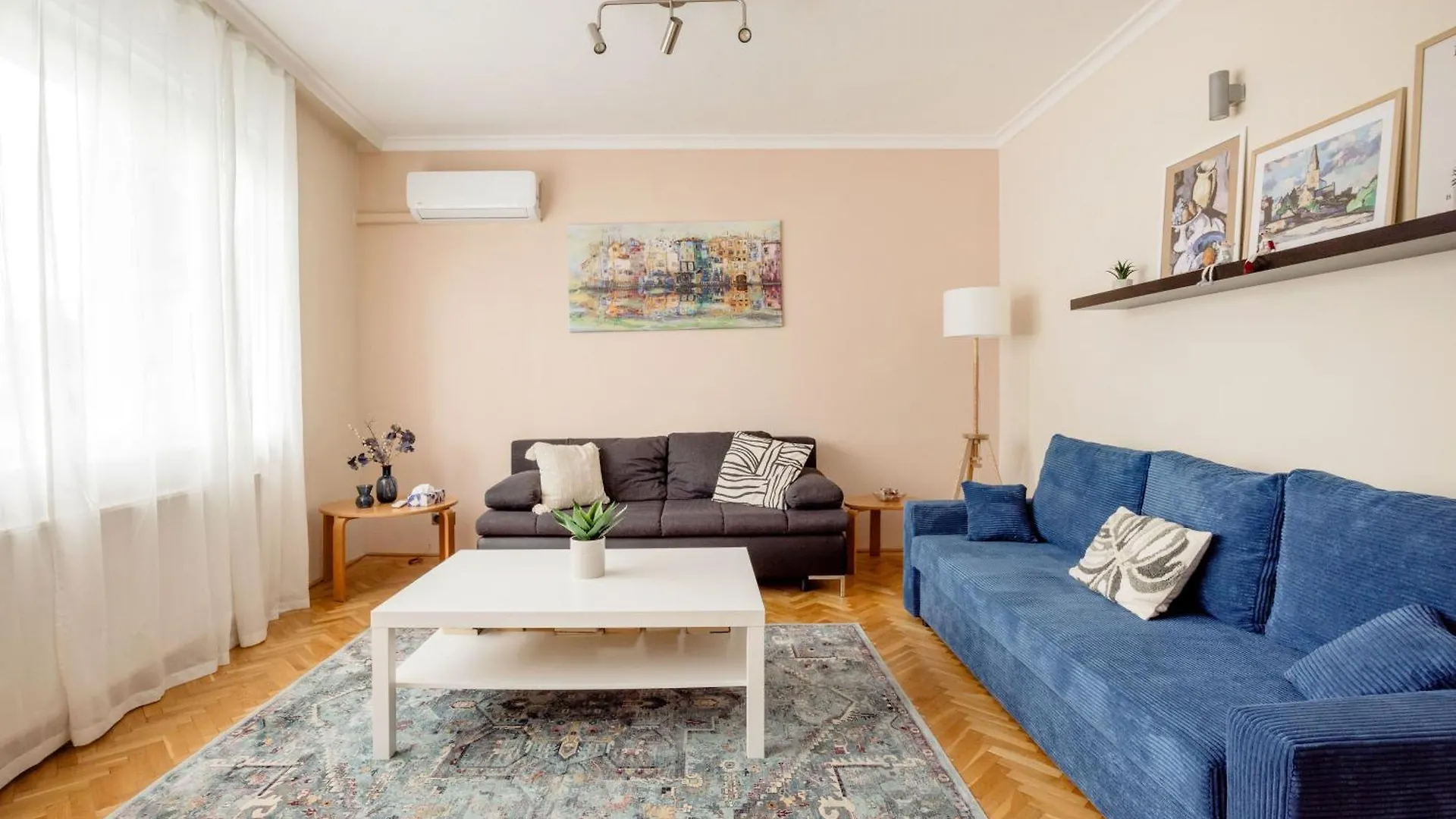아파트 Family Home Near City Park 부다페스트